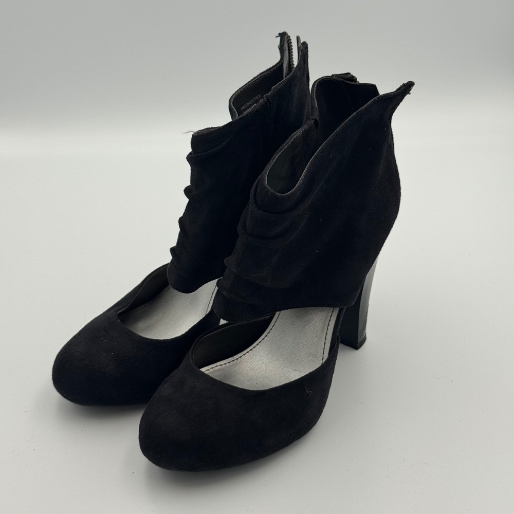 Fergalicious by Fergie Encounter Black Cutout Ruched Ankle Bootie Pump 6-6.5M